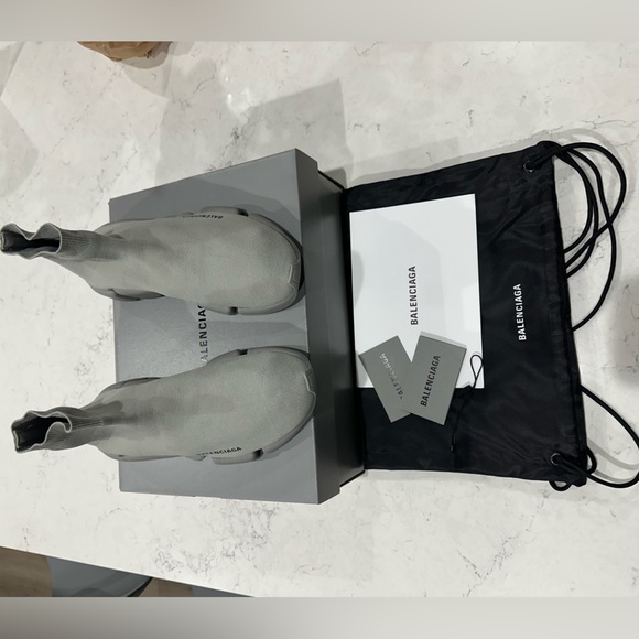 AUTHENTIC BALENCIAGA MEN'S SPEED 2.0 MONOCOLOR SNEAKER IN GREY, SIZE 10 - Picture 3 of 16